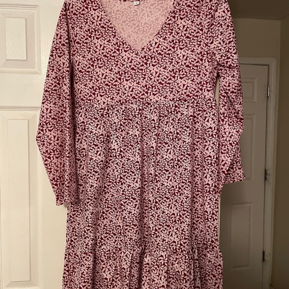 Cute lightweight print dress